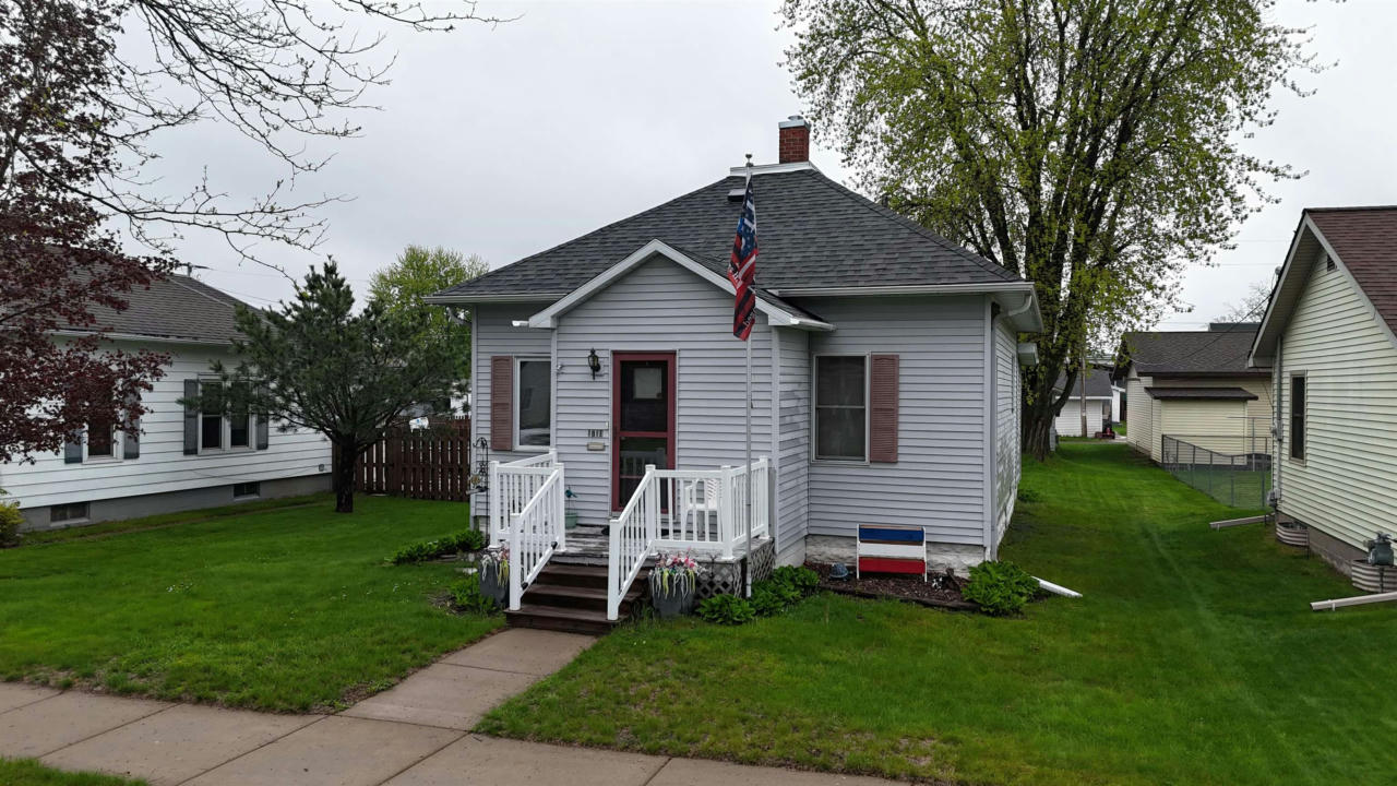 1714 MCLEAN AVE, TOMAH, WI 54660, photo 1 of 19