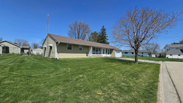 721 SYCAMORE ST, LANCASTER, WI 53813, photo 3 of 31