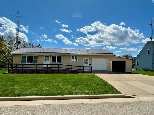 555 11TH ST, FENNIMORE, WI 53809, photo 1 of 16