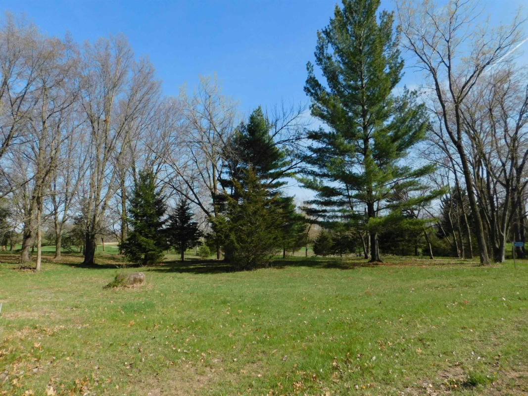 N5730 WHITETAIL CT, GREEN LAKE, WI 54941, photo 1 of 9