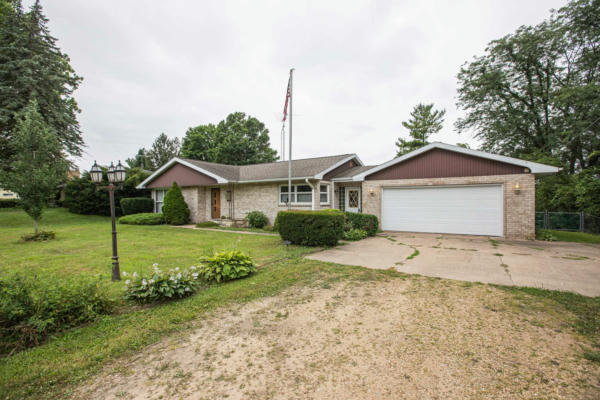 953 BADGER RD, HAZEL GREEN, WI 53811 - Image 1