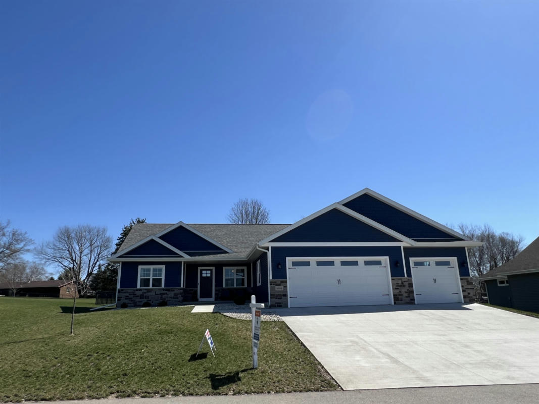 6686 ROYAL VIEW DR, DEFOREST, WI 53532, photo 1 of 62
