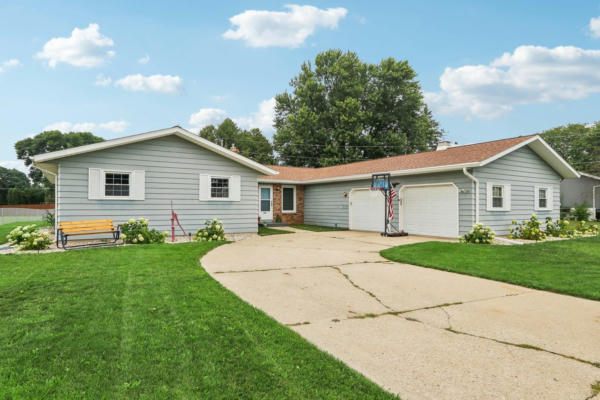 424 HIGGINS DR, EVANSVILLE, WI 53536 - Image 1