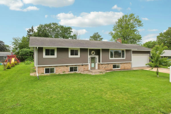 208 GOLFVIEW DR, MOUNT HOREB, WI 53572 - Image 1