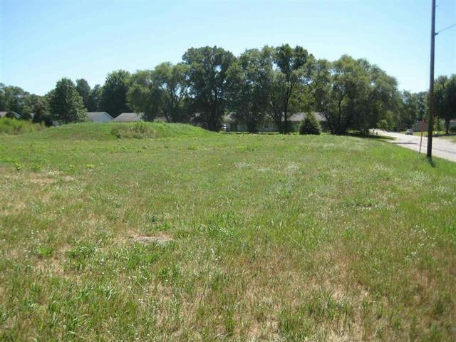 800 S MICHIGAN ST, PRAIRIE DU CHIEN, WI 53821, photo 1 of 8