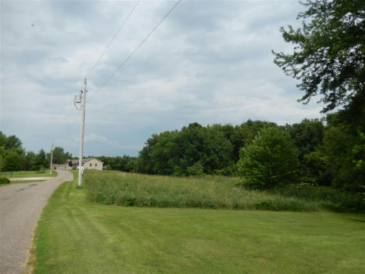 L2 VELVET LANE, PRAIRIE DU CHIEN, WI 53821 - Image 1